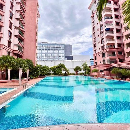 Marina Court Vacation Home 3 Bedrooms - Kota Kinabalu Buitenkant foto