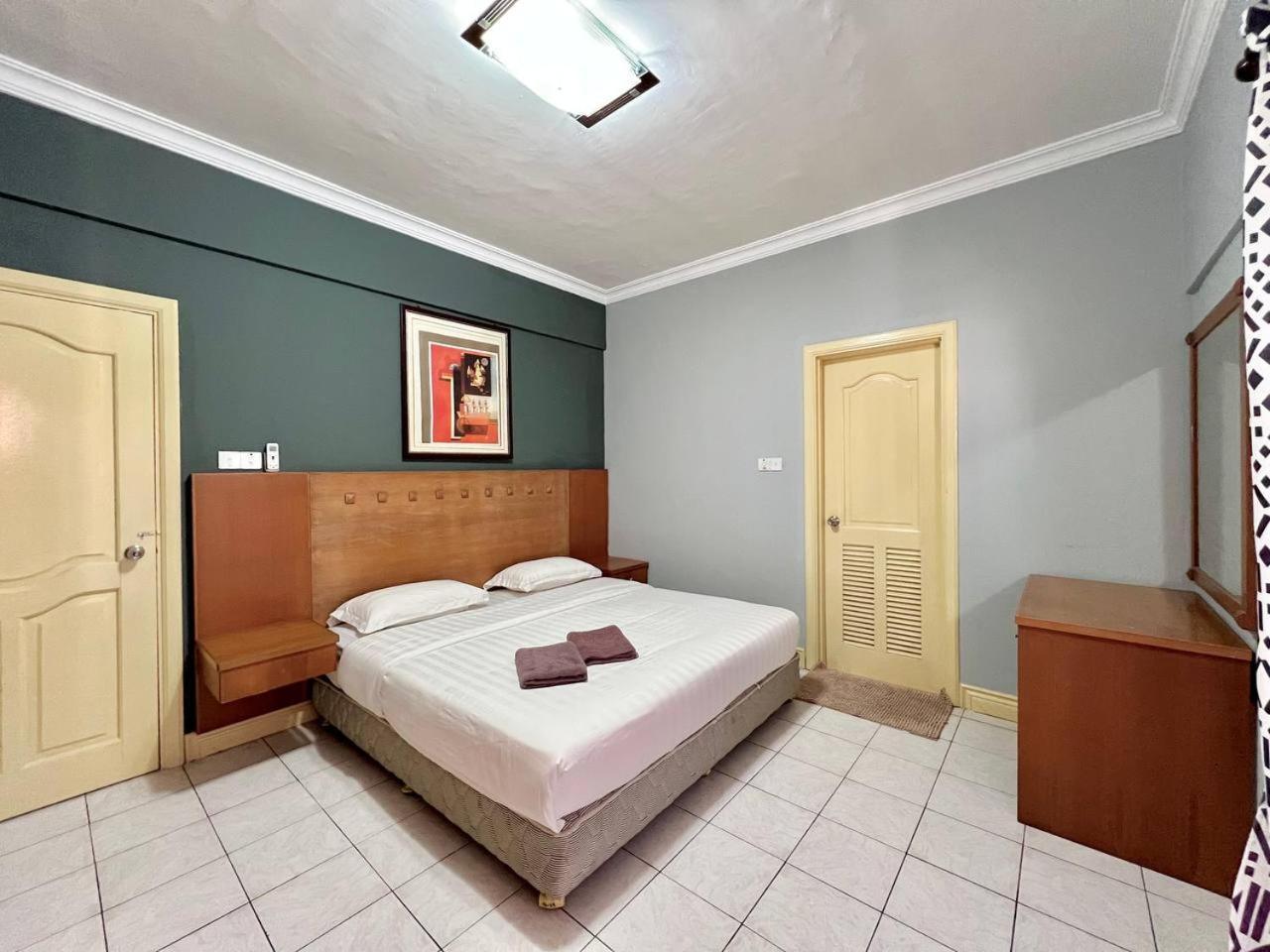 Marina Court Vacation Home 3 Bedrooms - Kota Kinabalu Buitenkant foto