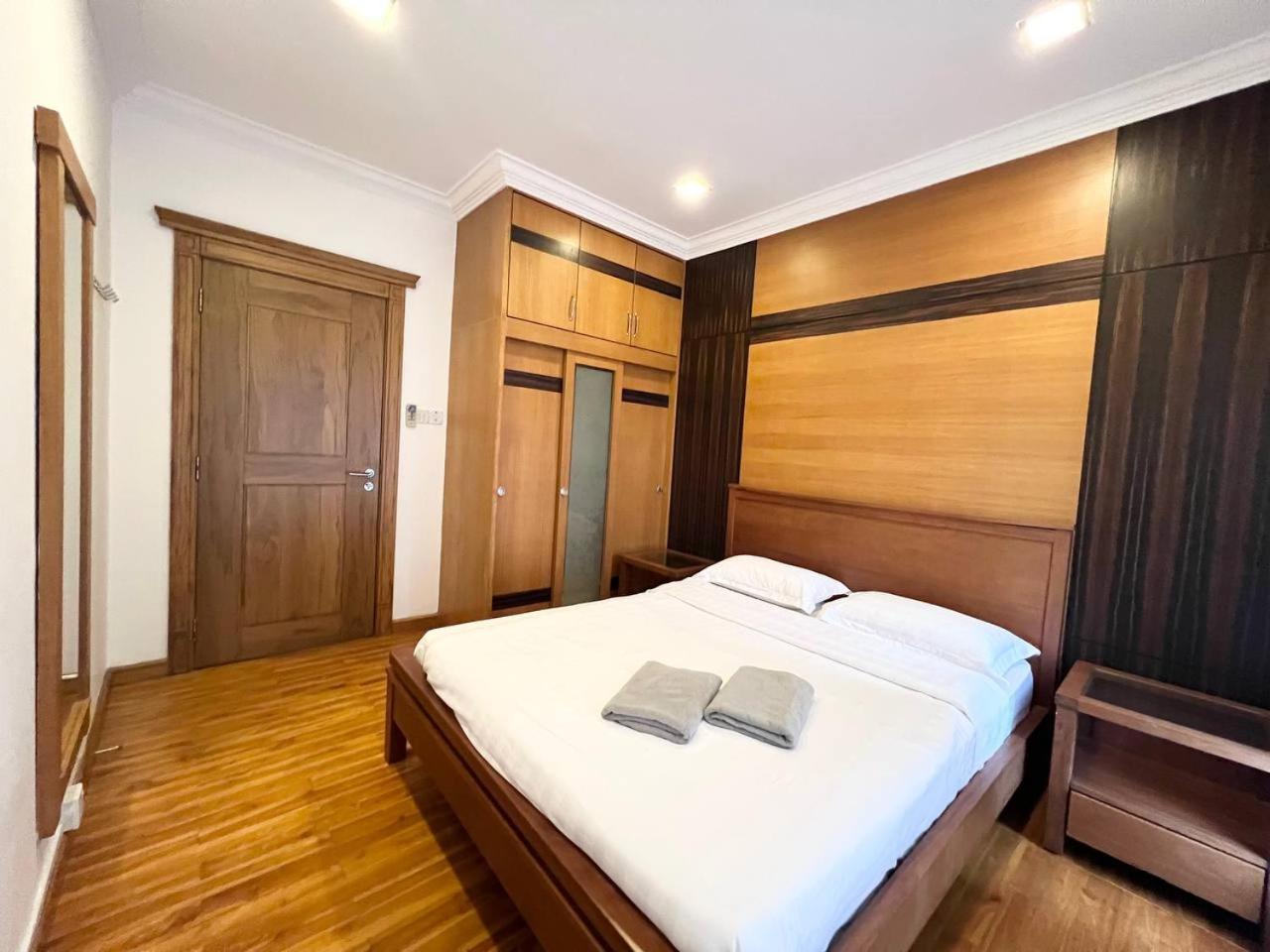 Marina Court Vacation Home 3 Bedrooms - Kota Kinabalu Buitenkant foto