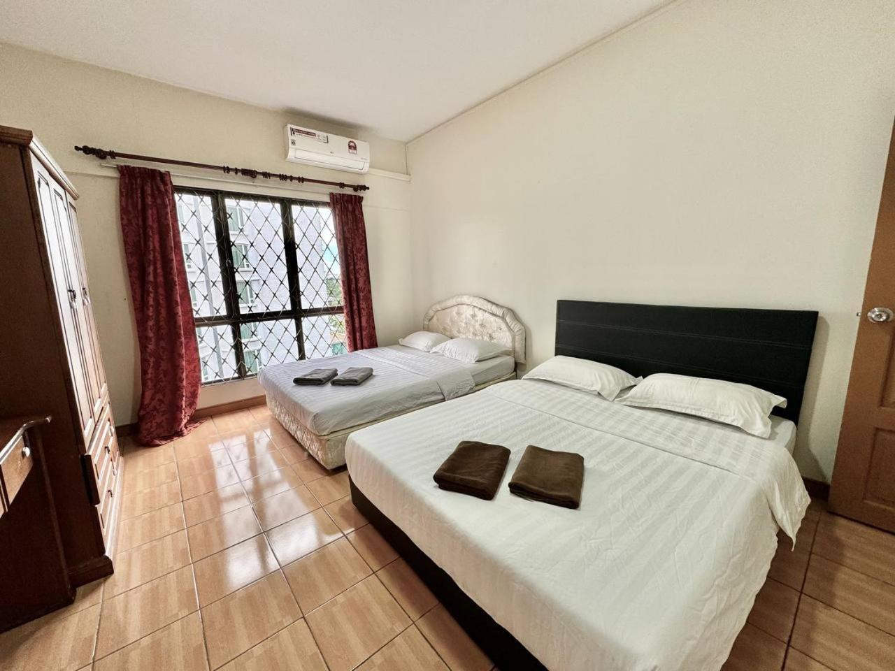 Marina Court Vacation Home 3 Bedrooms - Kota Kinabalu Buitenkant foto