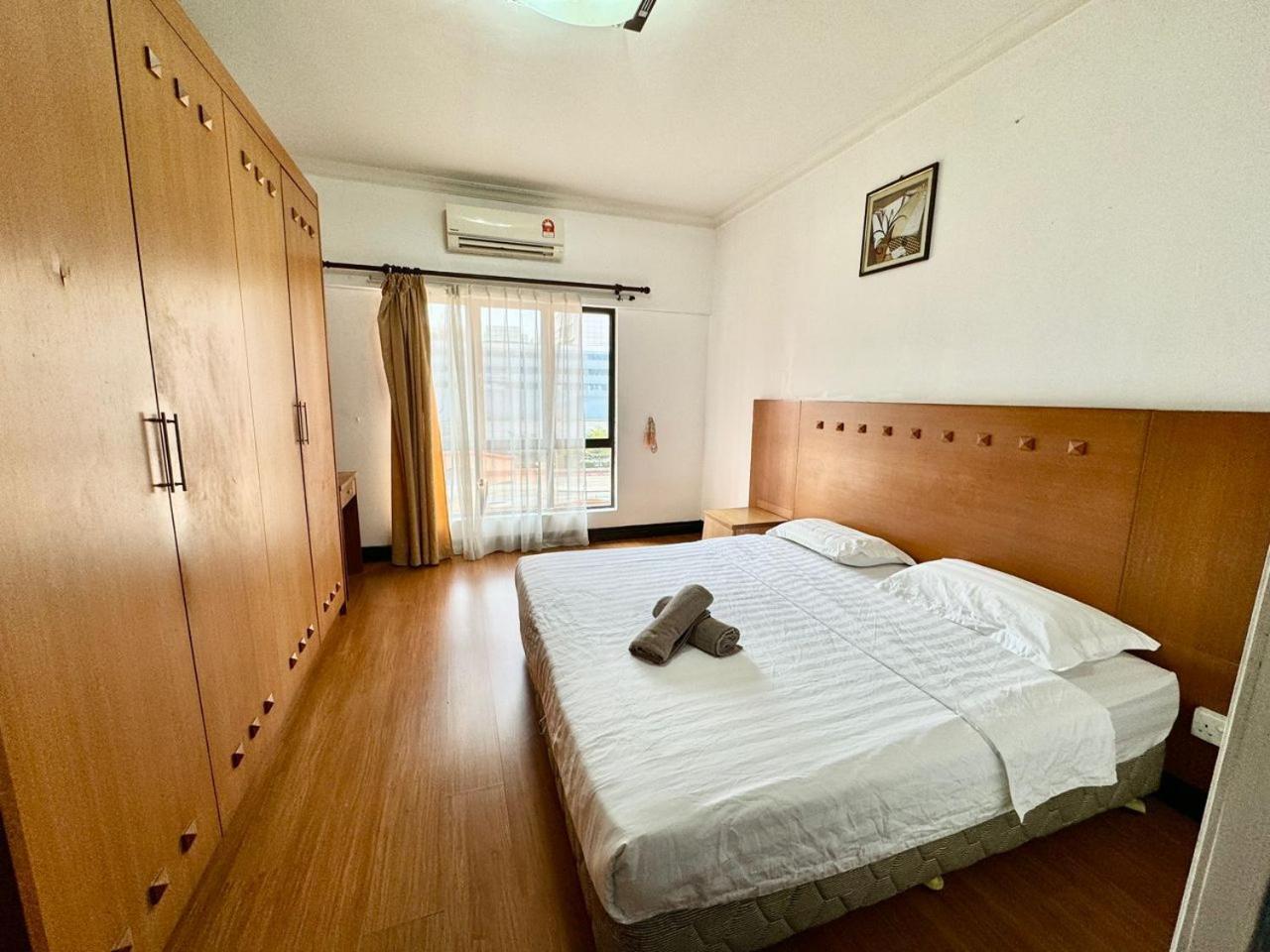 Marina Court Vacation Home 3 Bedrooms - Kota Kinabalu Buitenkant foto