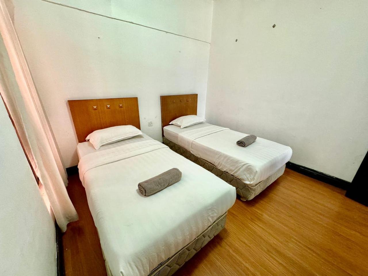 Marina Court Vacation Home 3 Bedrooms - Kota Kinabalu Buitenkant foto